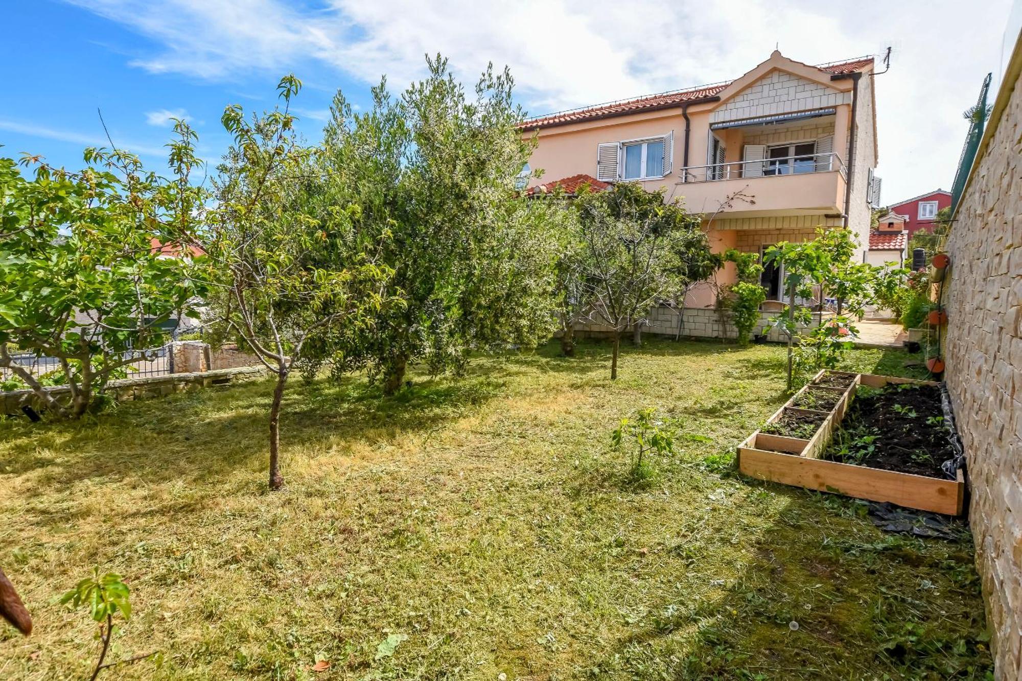 Apartments Ema Razanj Exterior photo